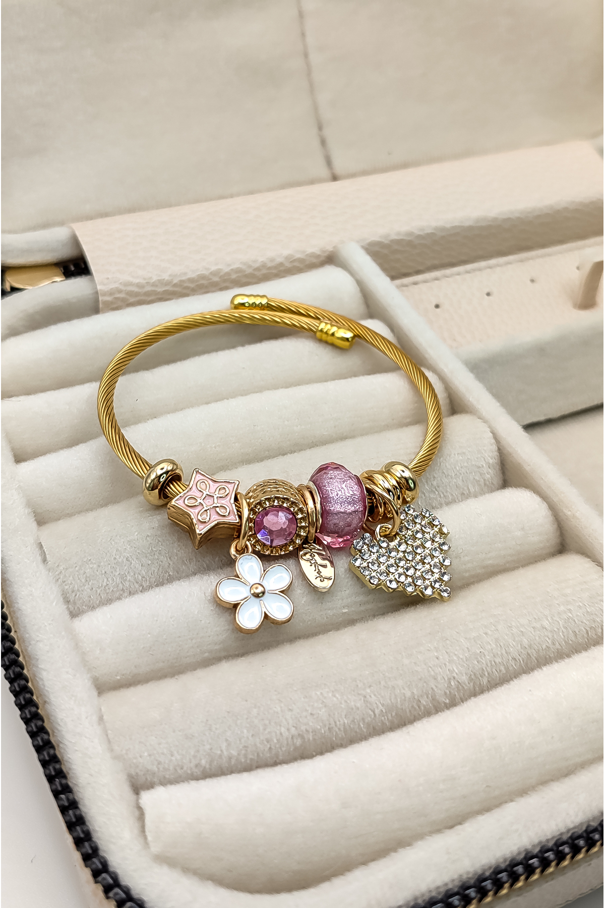 Çiçek Kalp Charm Çelik Bileklik