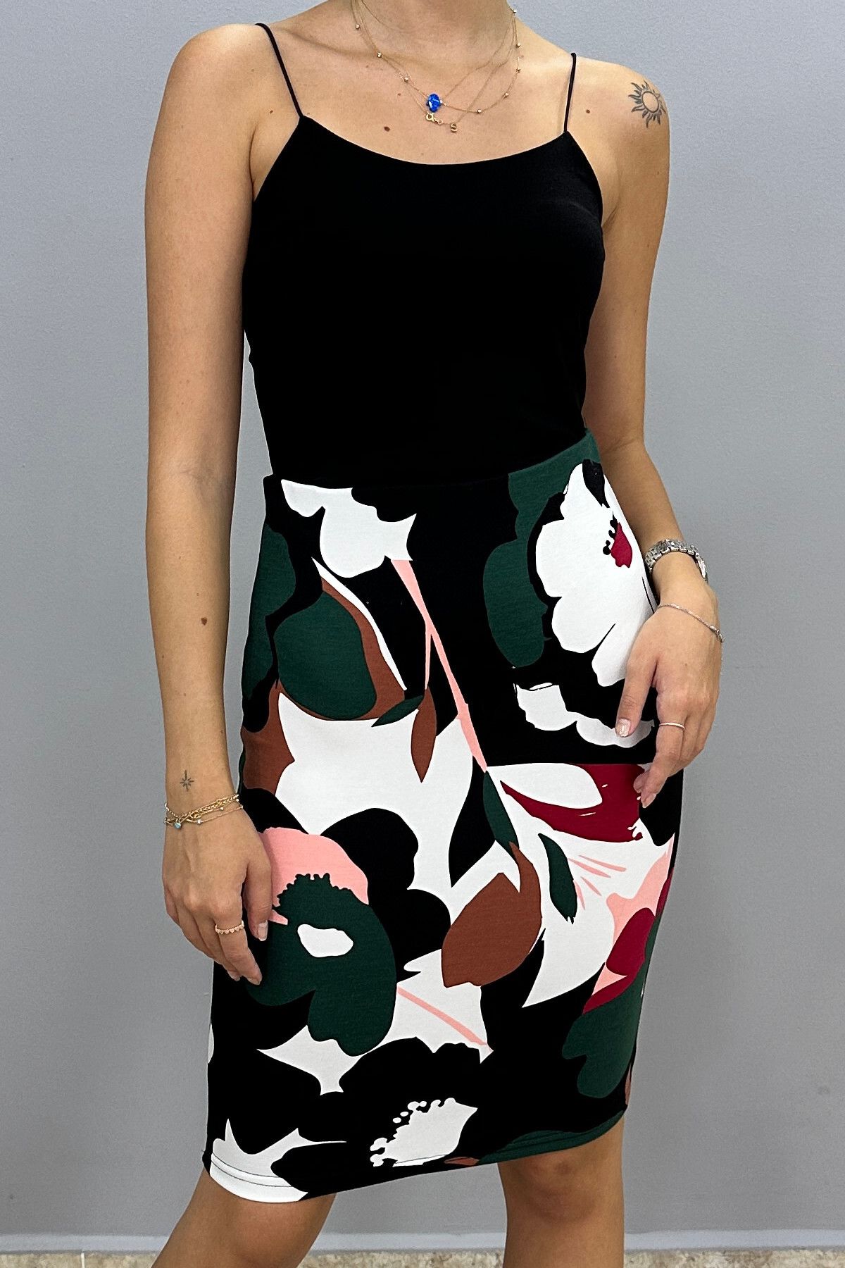 Tam Moda Black Pencil Skirt Green White Floral Trendyol