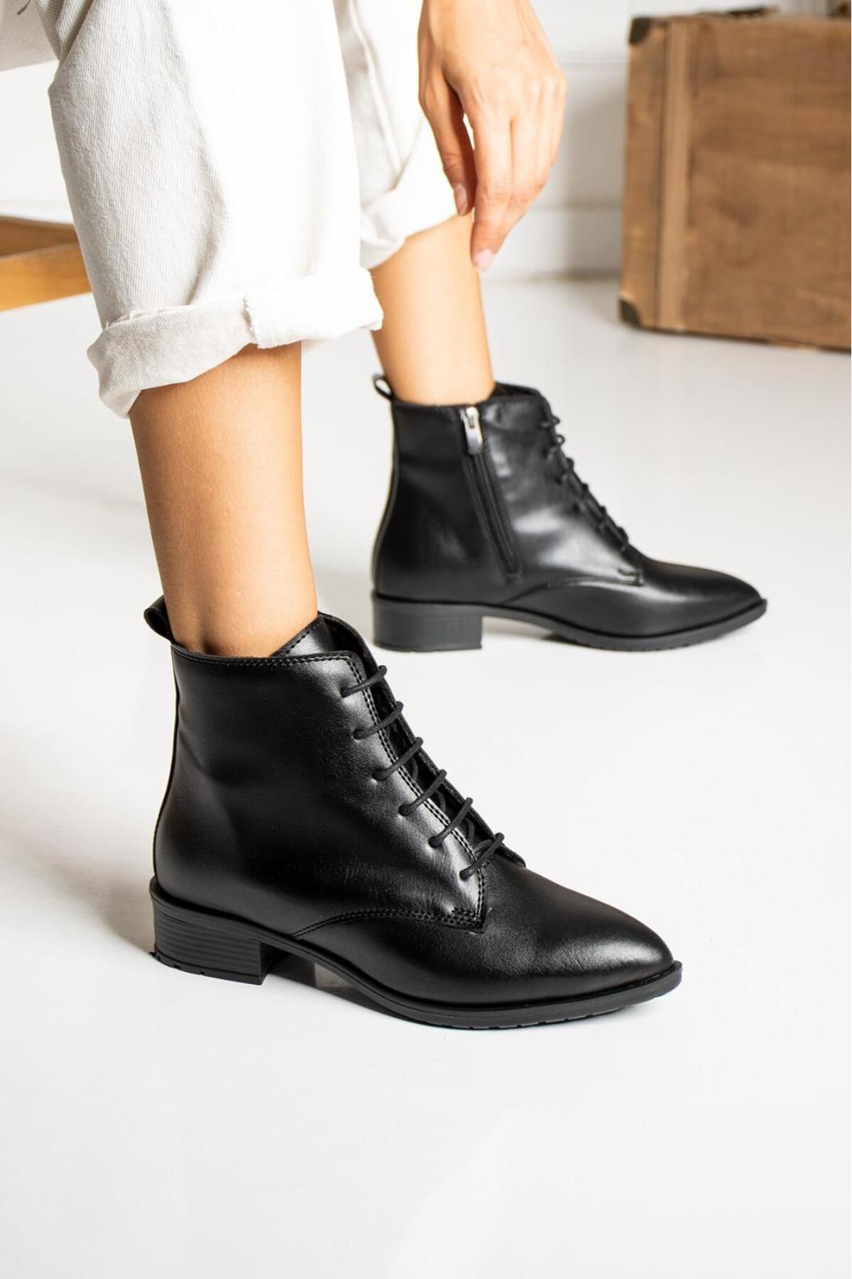 Carvela toby hot sale boots