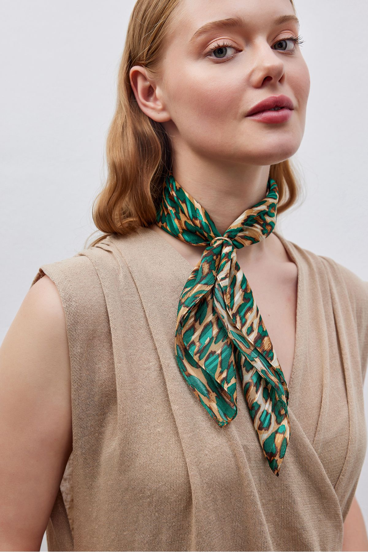 Green silk scarf new arrivals