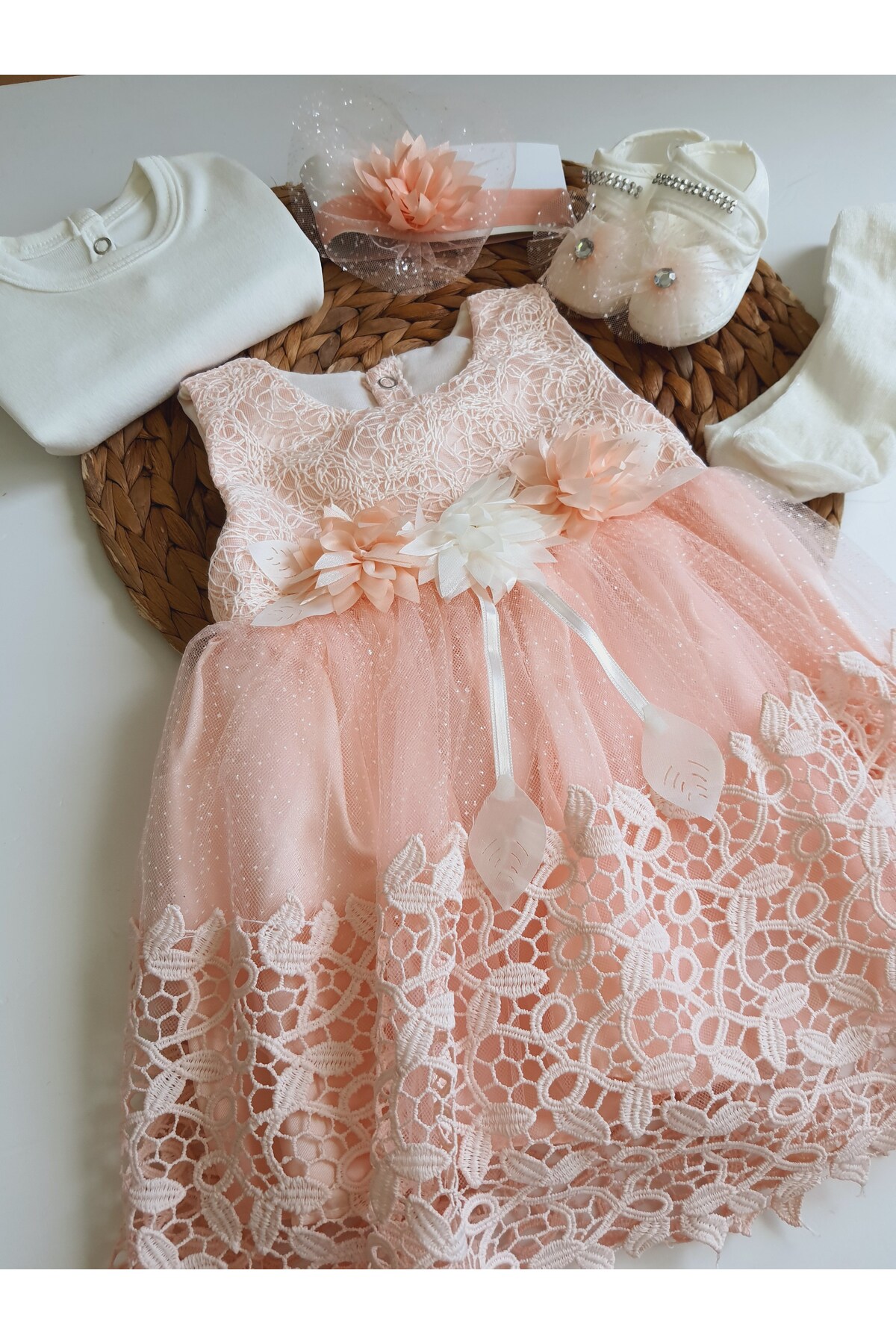PİLEKİ BABY 0 4 Ay Kız Bebek Mevlüt Elbisesi ,lüks Mevlütlük Dantelli Gelinlik Elbise fotoğrafı 3 (önizleme)