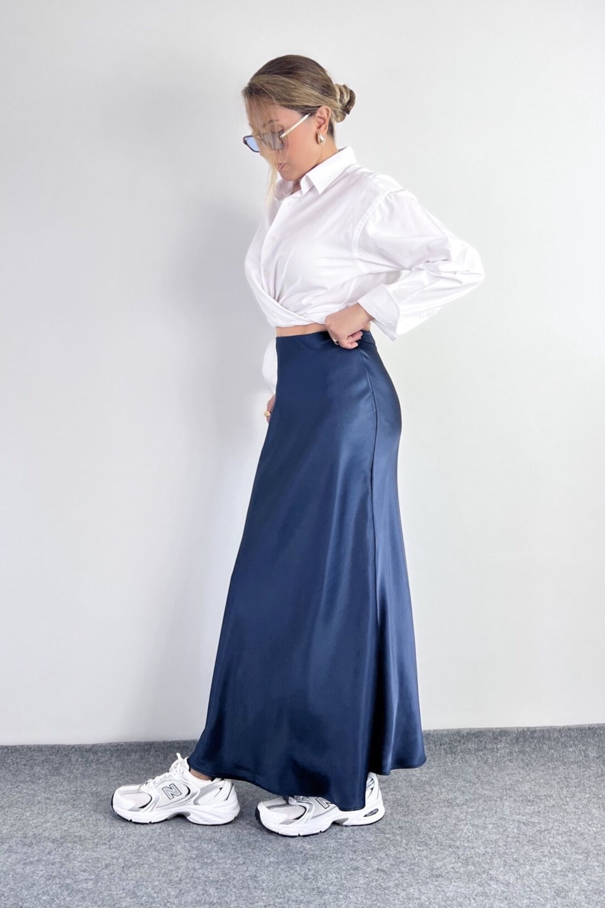 Ritnice Luna Maxi Length Navy Blue Satin Skirt with Elastic Waist