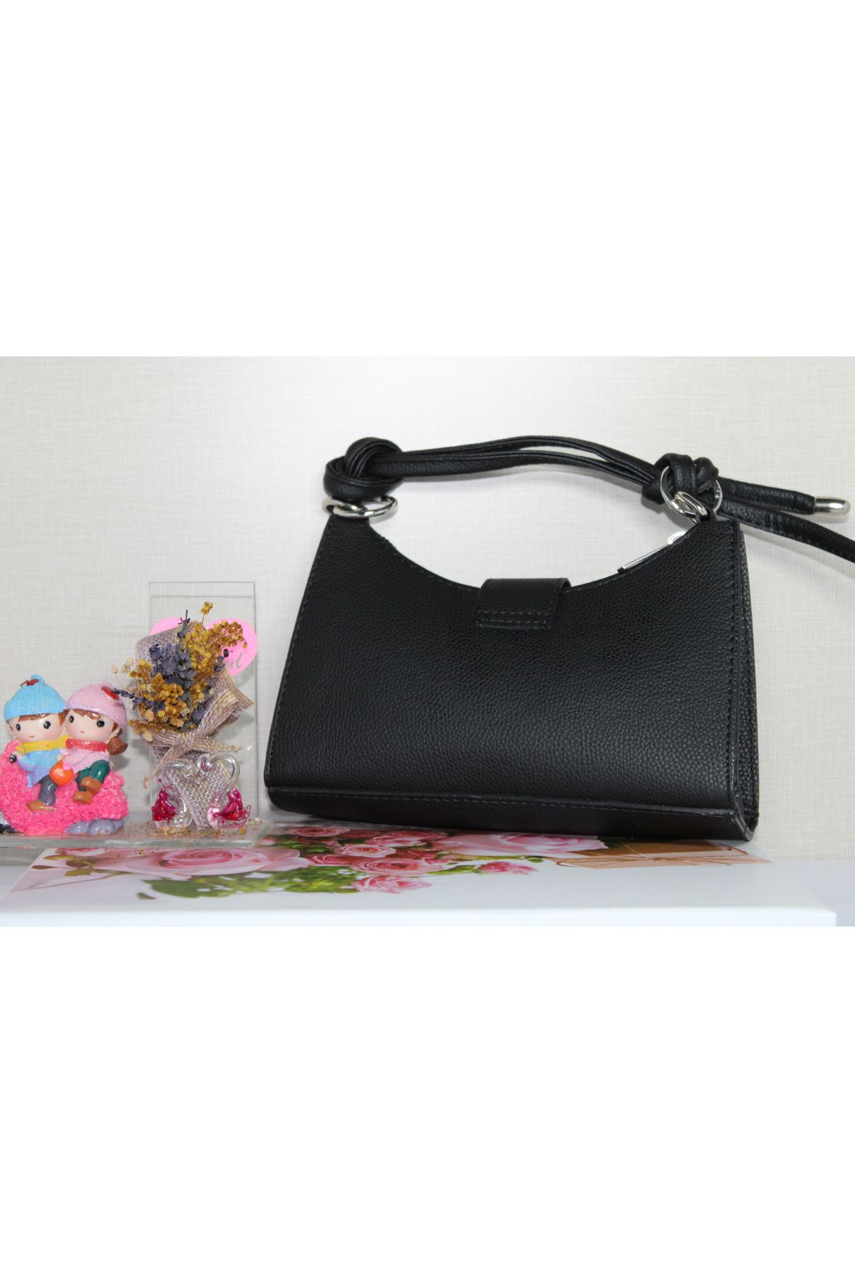 Avary shoulder bag best sale