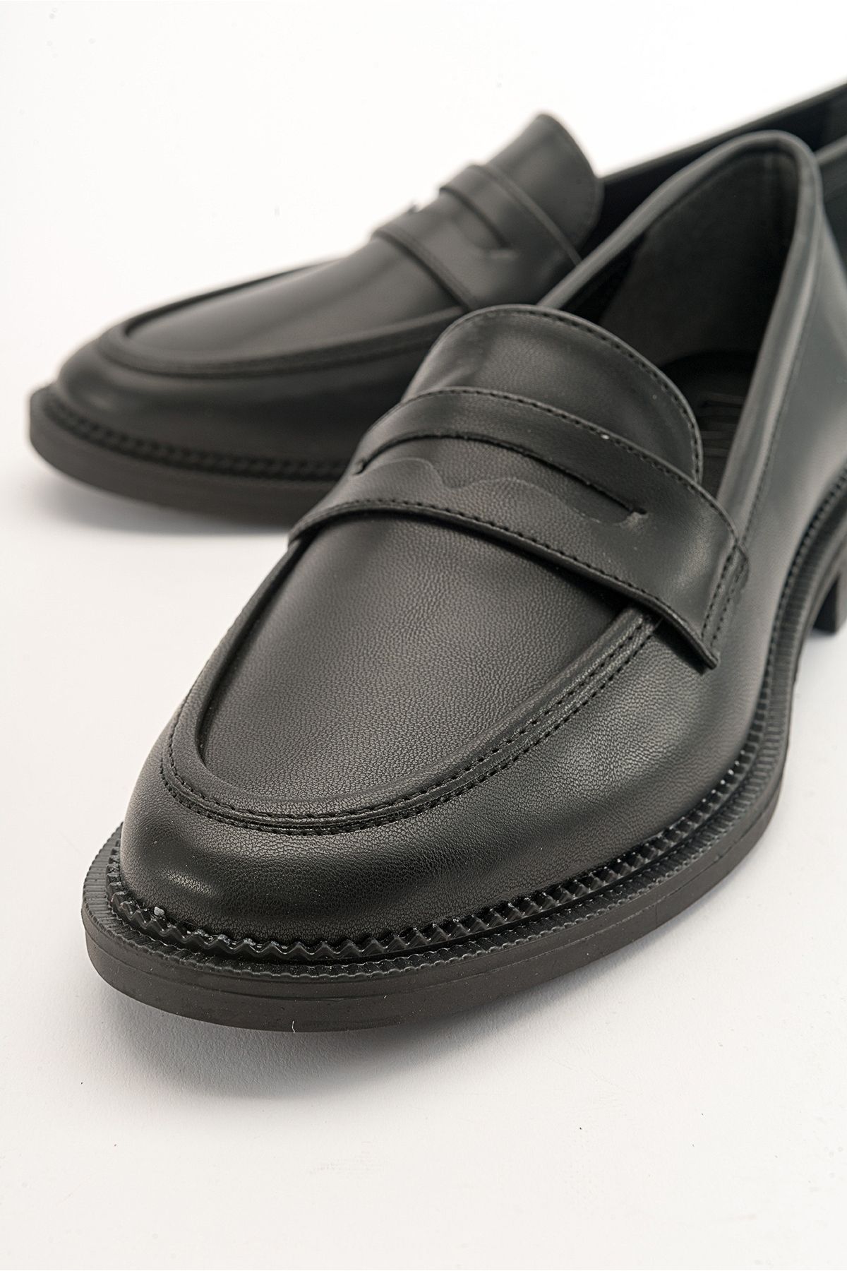 LuviShoes-TOWN Black Skin Women's Loafer 2
