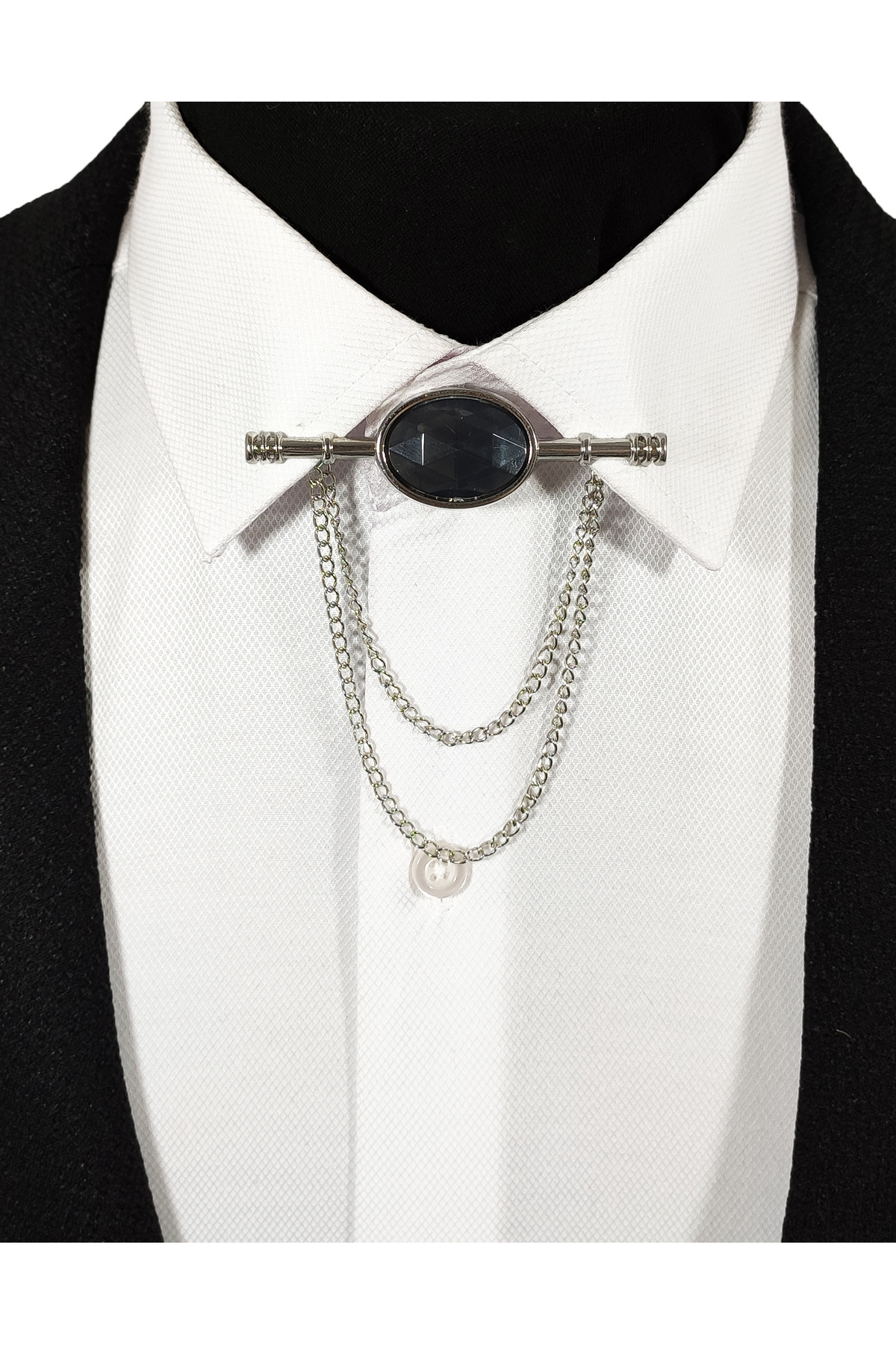  سنجاق یقه قاب‌دار نقره‌ای رنگ با سنگ‌های دودی، مناسب برای هر پیراهنی.