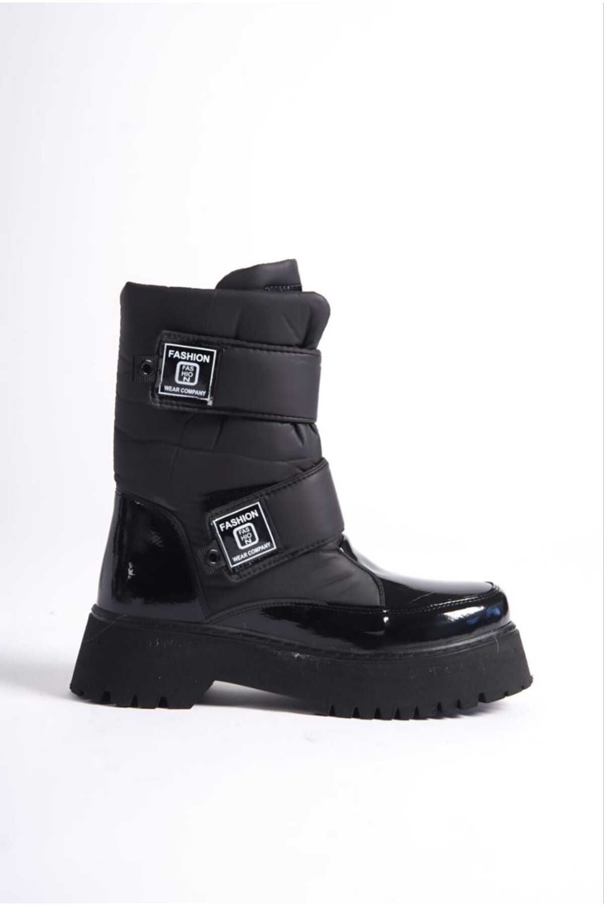 Black patent discount leather snow boots